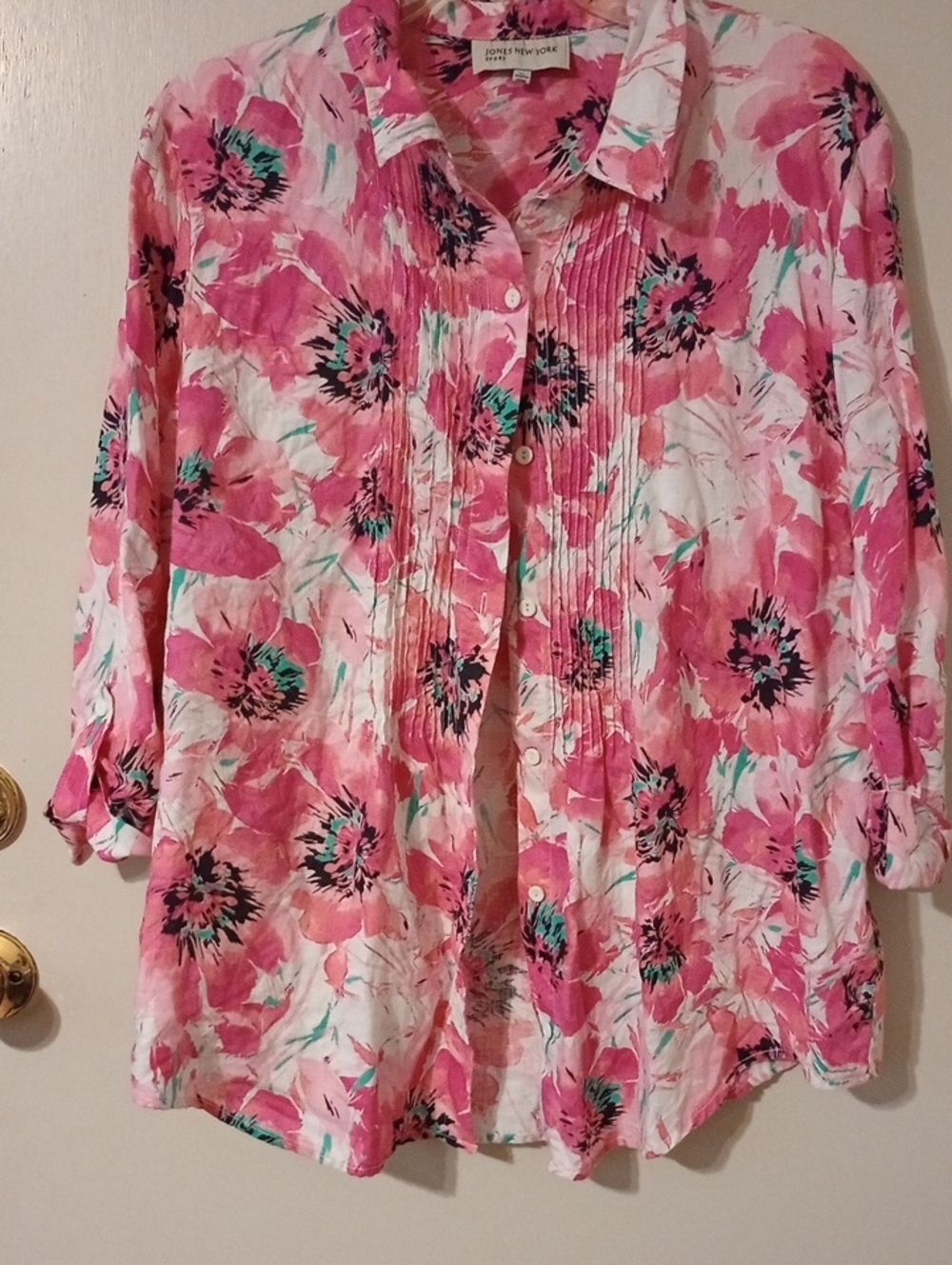 Jones New York Pink Floral Pintuck Button-Down Shirt